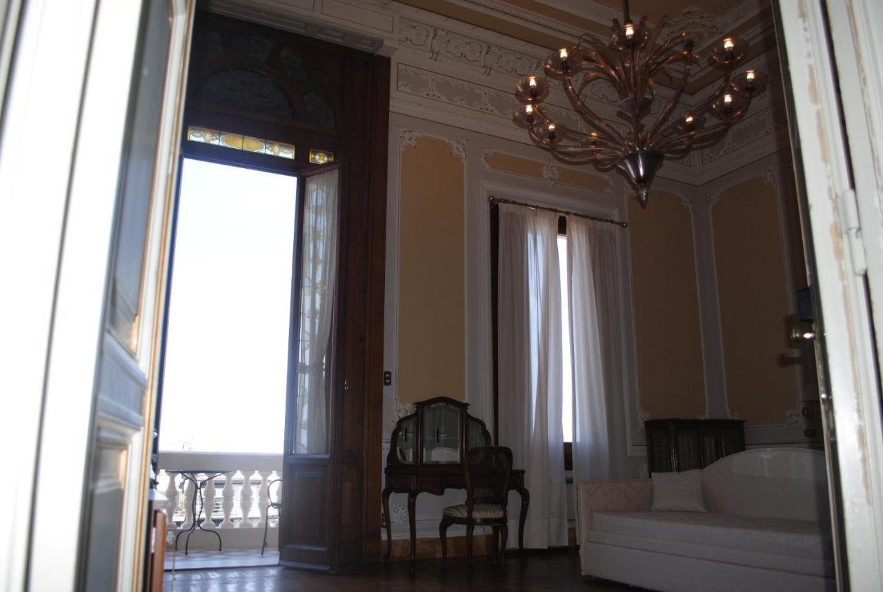 Villa Tina Hotel เวียเรจโจ ภายนอก รูปภาพ